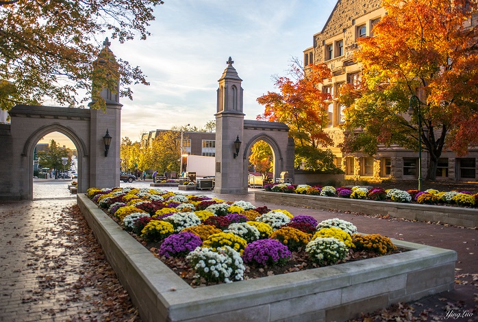 Eingang zur Indiana University in Bloomington, Ying Luo / 500px